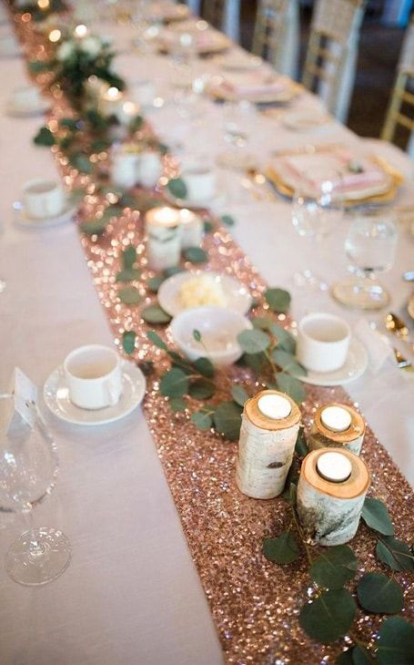 Chemin de Table Doré