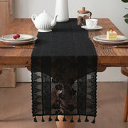 Chemin de table en dentelle noire ajourée, festonné chic