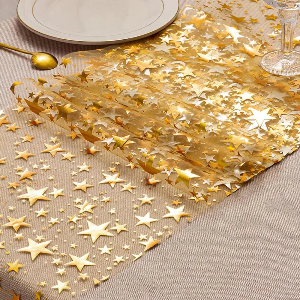 Détail des étoiles dorées de l’organza