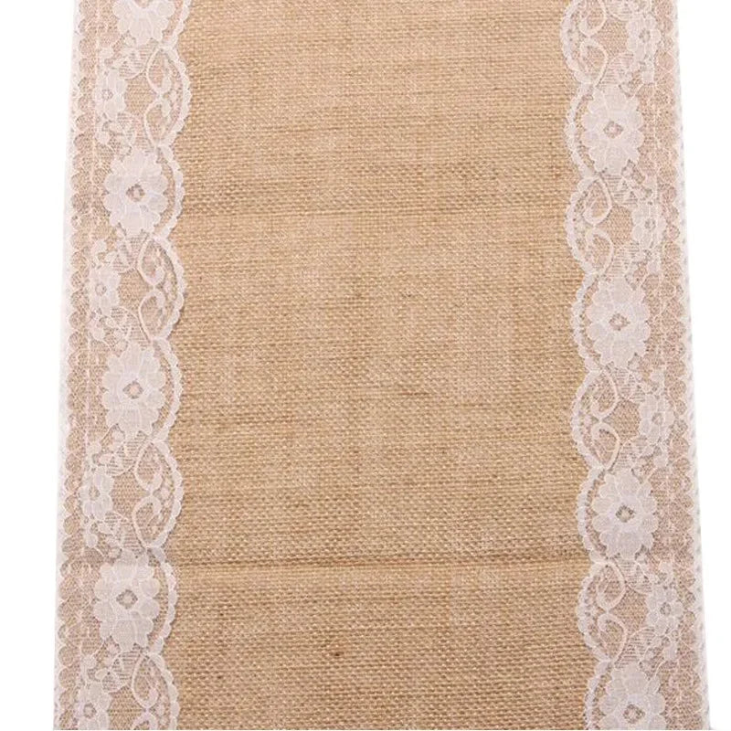 Chemin de table en jute bordé de dentelle blanche — vue à plat