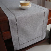 Chemin de table en lin uni gris clair, sobre & naturel